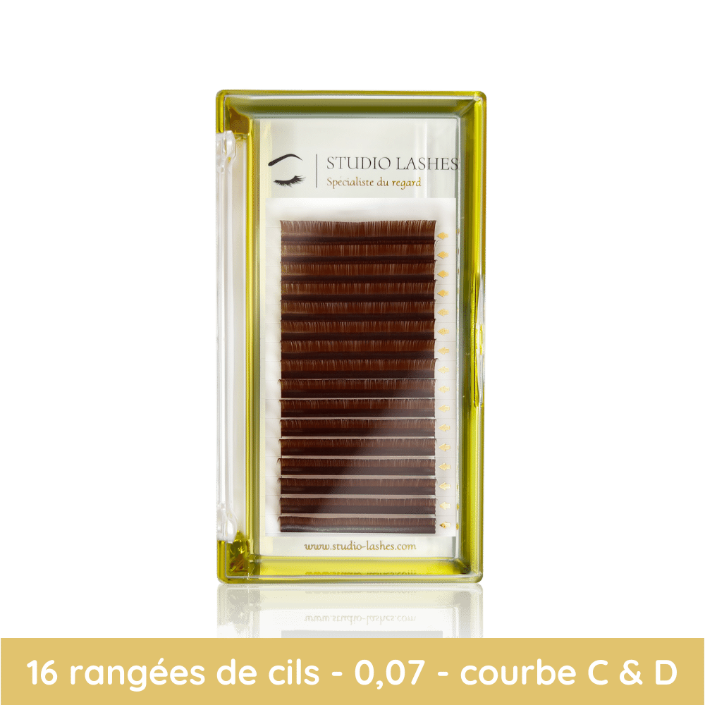 extension de cils marron